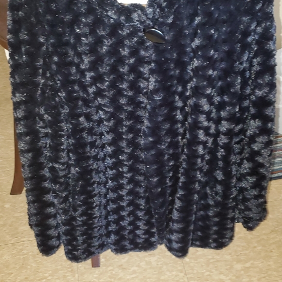 Jacket - Picture 3 of 4